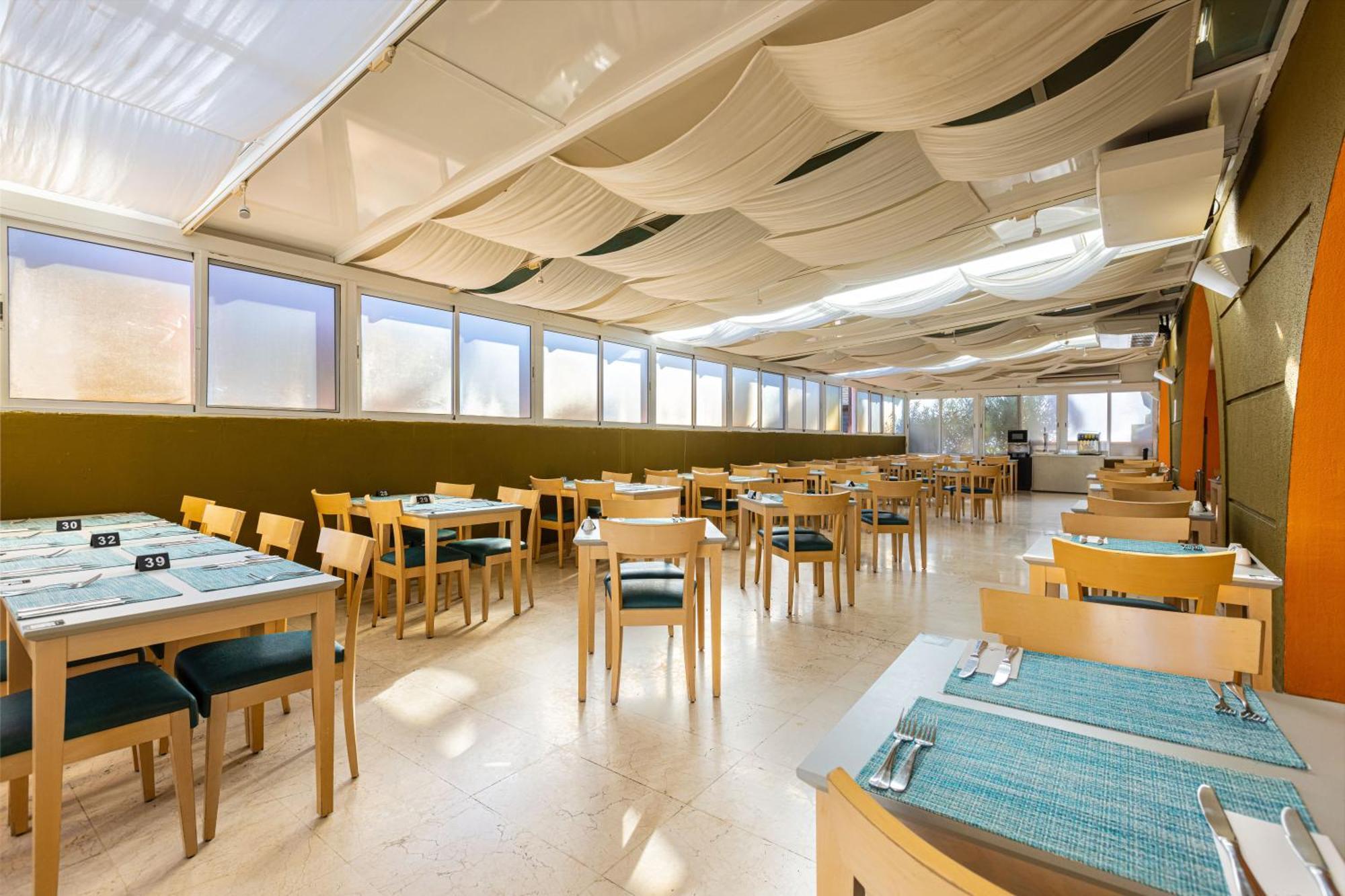 Hotel Ifa Altamarena By Lopesan 4*